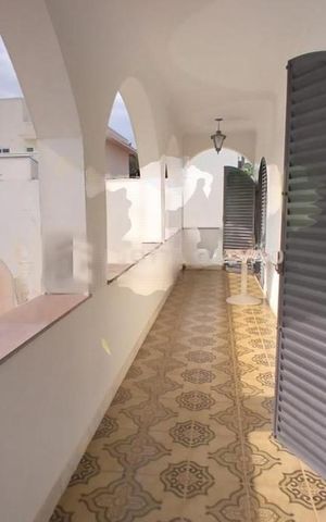 Casa à venda com 564m², 6 quartos e 13 vagas