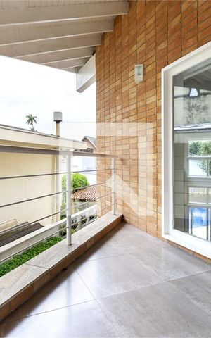 Casa para alugar com 700m², 4 quartos e 3 vagas
