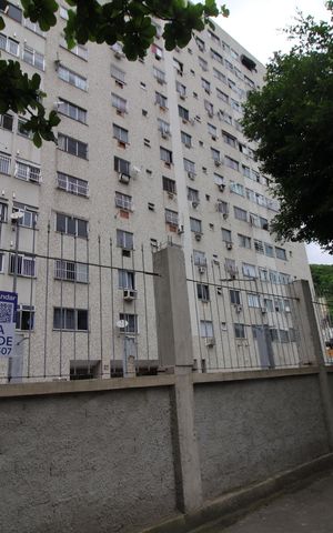 Apartamento à venda com 70m², 2 quartos e 1 vagaFachada
