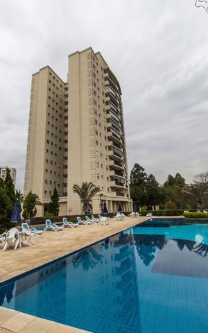 Apartamento à venda com 139m², 3 quartos e 2 vagasPiscina