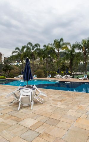 Apartamento à venda com 139m², 3 quartos e 2 vagasPiscina