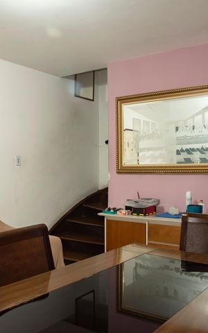 Casa à venda com 80m², 2 quartos e 1 vagaSala