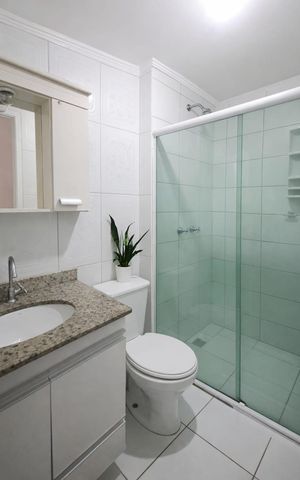 Apartamento à venda com 52m², 2 quartos e 1 vaga Apartamento à venda com 52m², 2 quartos e 1 vagaBanheiro