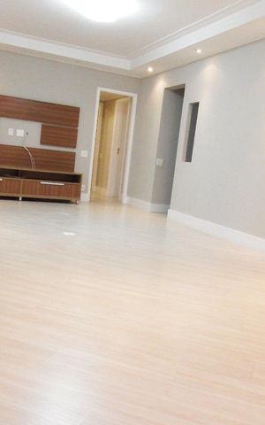 Apartamento à venda com 130m², 3 quartos e 2 vagas Apartamento à venda com 130m², 3 quartos e 2 vagasSala