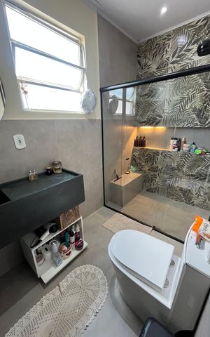 Casa de condomínio à venda com 140m², 3 quartos e sem vagaBanheiro