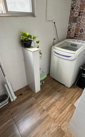 Casa de condomínio à venda com 140m², 3 quartos e sem vagaArea de serviço