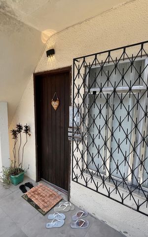 Casa de condomínio à venda com 140m², 3 quartos e sem vagaVaranda