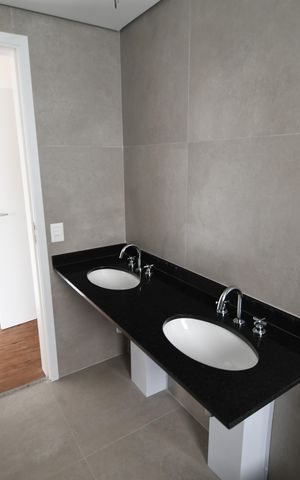 Apartamento à venda com 139m², 3 quartos e 2 vagasBanheiro Suíte