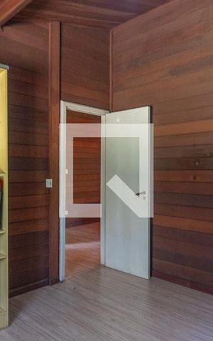 Casa à venda com 100m², 3 quartos e 1 vaga Casa à venda com 100m², 3 quartos e 1 vagaQuarto 1