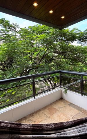 Apartamento à venda com 133m², 4 quartos e 2 vagas Apartamento à venda com 133m², 4 quartos e 2 vagasVaranda do quarto 1