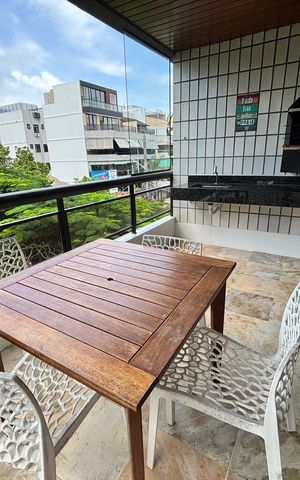 Apartamento à venda com 133m², 4 quartos e 2 vagas Apartamento à venda com 133m², 4 quartos e 2 vagasVaranda