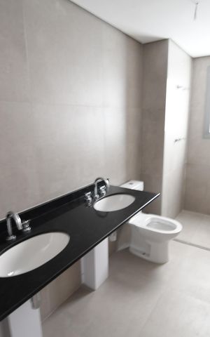 Apartamento à venda com 139m², 3 quartos e 2 vagasBanheiro Suíte