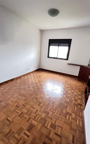 Apartamento à venda com 250m², 4 quartos e 4 vagas
