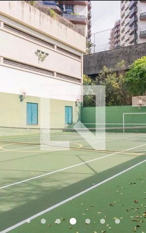 Apartamento à venda com 250m², 4 quartos e 4 vagas Apartamento à venda com 250m², 4 quartos e 4 vagasQuadra Esportiva