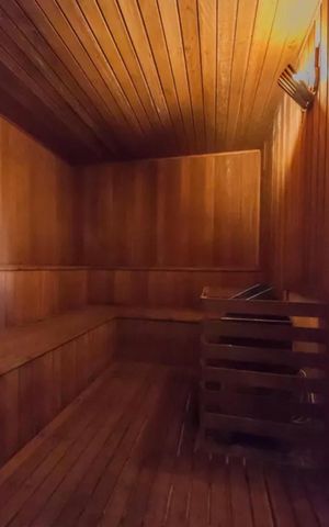 Apartamento à venda com 250m², 4 quartos e 4 vagas Apartamento à venda com 250m², 4 quartos e 4 vagasSauna