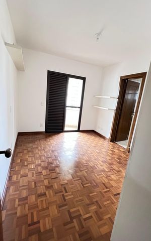 Apartamento à venda com 250m², 4 quartos e 4 vagas