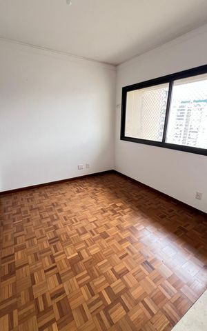 Apartamento à venda com 250m², 4 quartos e 4 vagas