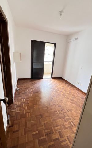 Apartamento à venda com 250m², 4 quartos e 4 vagas