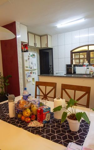 Casa de condomínio à venda com 172m², 4 quartos e 2 vagas Casa de condomínio à venda com 172m², 4 quartos e 2 vagasCopa