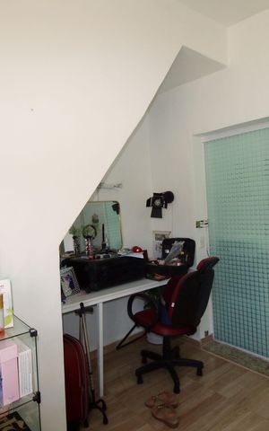 Casa à venda com 150m², 2 quartos e sem vagaSala - Edícula 
