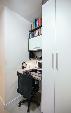 Apartamento à venda com 59m², 2 quartos e 1 vagaEscritório