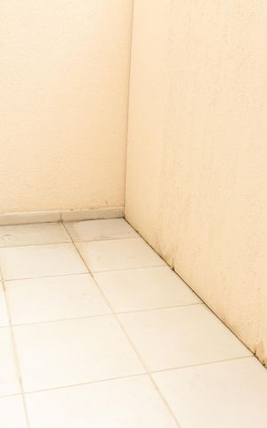 Apartamento para alugar com 80m², 2 quartos e 1 vagaVaranda
