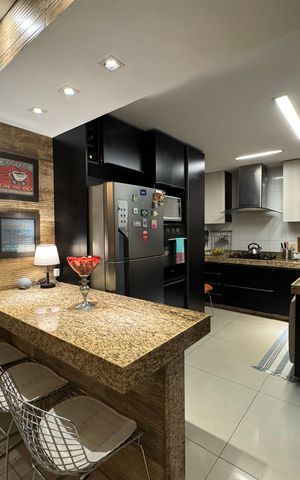 Apartamento à venda com 121m², 4 quartos e 4 vagas