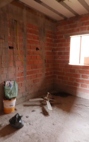 Casa à venda com 70m², 2 quartos e 4 vagasCasa 2