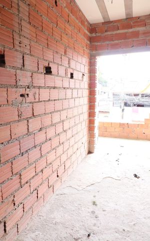 Casa à venda com 70m², 2 quartos e 4 vagasCasa 2