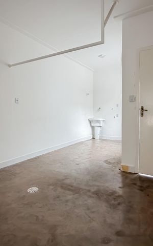 Casa para alugar com 297m², 3 quartos e 8 vagas Casa para alugar com 297m², 3 quartos e 8 vagasÁrea de Serviço