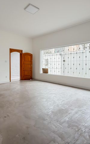 Casa para alugar com 297m², 3 quartos e 8 vagas Casa para alugar com 297m², 3 quartos e 8 vagasSala