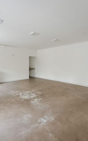 Casa para alugar com 297m², 3 quartos e 8 vagas Casa para alugar com 297m², 3 quartos e 8 vagasEdícula - Salão Gourmet