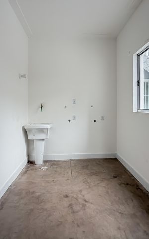 Casa para alugar com 297m², 3 quartos e 8 vagas Casa para alugar com 297m², 3 quartos e 8 vagasÁrea de Serviço
