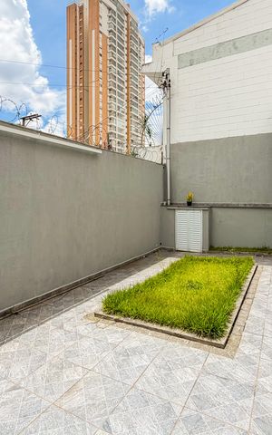 Casa para alugar com 297m², 3 quartos e 8 vagas Casa para alugar com 297m², 3 quartos e 8 vagasJardim