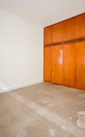 Casa para alugar com 297m², 3 quartos e 8 vagas Casa para alugar com 297m², 3 quartos e 8 vagasQuarto 1