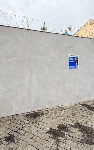 Casa para alugar com 297m², 3 quartos e 8 vagas Casa para alugar com 297m², 3 quartos e 8 vagasFachada