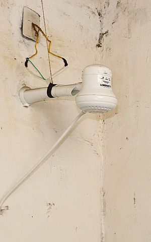 Apartamento à venda com 85m², 2 quartos e sem vagaBanheiro