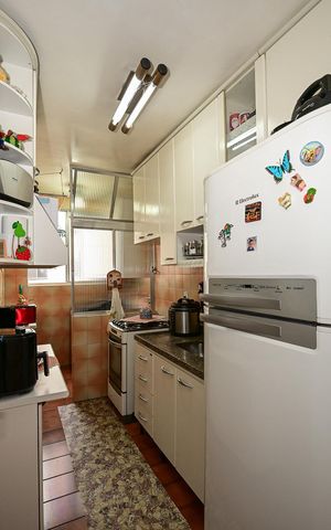 Apartamento à venda com 54m², 2 quartos e 1 vagaCozinha