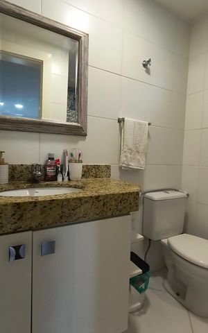 Casa de condomínio à venda com 360m², 5 quartos e 3 vagas Casa de condomínio à venda com 360m², 5 quartos e 3 vagasBanheiro da Suíte 3