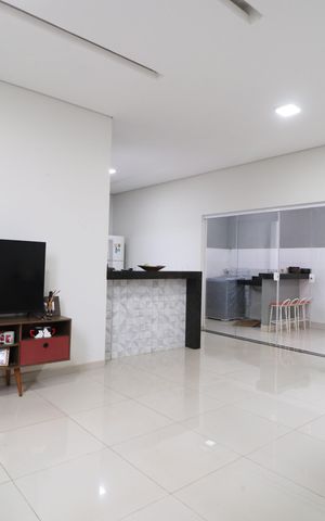 Casa para alugar com 150m², 3 quartos e 2 vagasSala