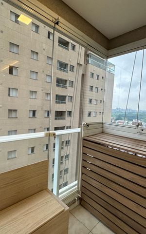 Apartamento à venda com 76m², 3 quartos e 2 vagas Apartamento à venda com 76m², 3 quartos e 2 vagasVaranda da Sala