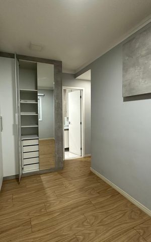 Apartamento à venda com 76m², 3 quartos e 2 vagas Apartamento à venda com 76m², 3 quartos e 2 vagasSuite