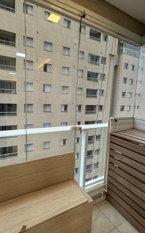 Apartamento à venda com 76m², 3 quartos e 2 vagas Apartamento à venda com 76m², 3 quartos e 2 vagasVaranda da Sala