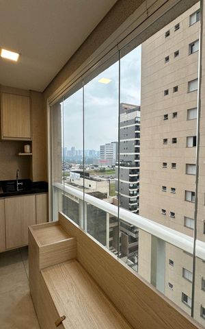 Apartamento à venda com 76m², 3 quartos e 2 vagas Apartamento à venda com 76m², 3 quartos e 2 vagasVaranda da Sala