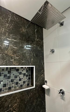 Apartamento à venda com 76m², 3 quartos e 2 vagas Apartamento à venda com 76m², 3 quartos e 2 vagasBanheiro da Suíte