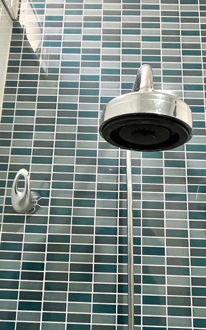 Casa de condomínio à venda com 181m², 4 quartos e 3 vagas Casa de condomínio à venda com 181m², 4 quartos e 3 vagasBanheiro da Suíte 3
