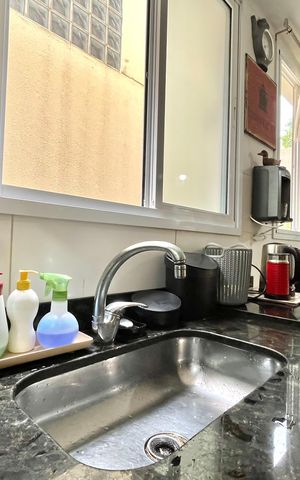 Casa de condomínio à venda com 181m², 4 quartos e 3 vagas Casa de condomínio à venda com 181m², 4 quartos e 3 vagasCozinha