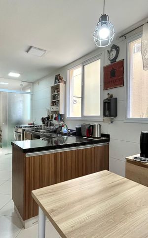 Casa de condomínio à venda com 181m², 4 quartos e 3 vagas Casa de condomínio à venda com 181m², 4 quartos e 3 vagasCozinha
