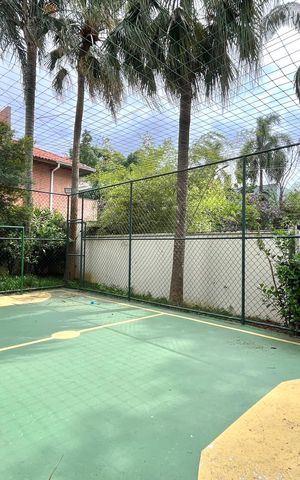 Casa de condomínio à venda com 181m², 4 quartos e 3 vagas Casa de condomínio à venda com 181m², 4 quartos e 3 vagasÁrea comum