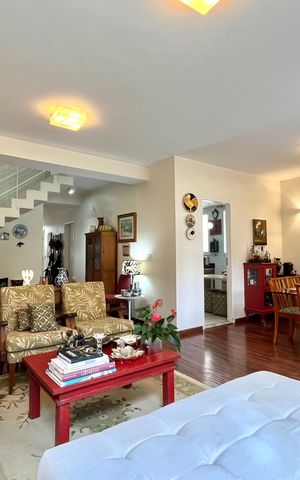 Casa de condomínio à venda com 181m², 4 quartos e 3 vagas Casa de condomínio à venda com 181m², 4 quartos e 3 vagasSala de Estar